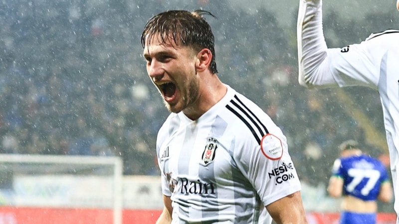 Beşiktaşlı Semih Kılıçsoy gollerine devam ediyor