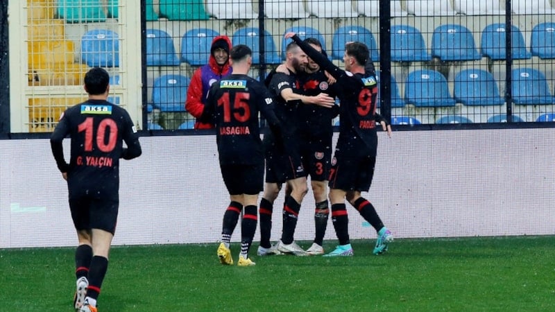 Fatih Karagümrük, Kayserispor'u farklı yendi