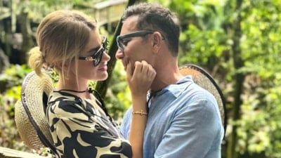 Mustafa Sandal 54 yaşına girdi! Eşi Melis Sandal'dan romantik doğum günü kutlaması