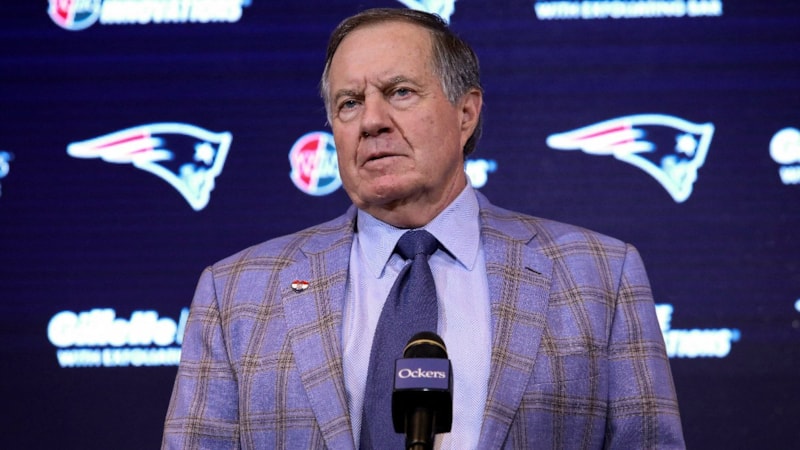 NFL'in efsane ismi 24 sezon sonra görevinden ayrıldı