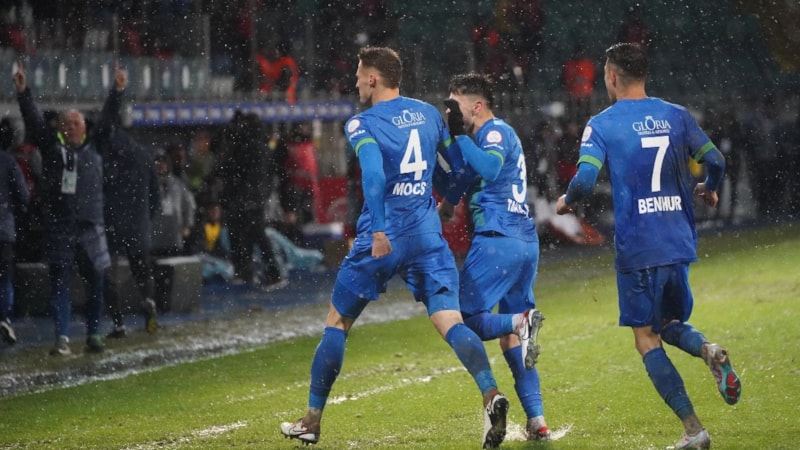 Rizespor, Adana Demirspor karşısında kazandı