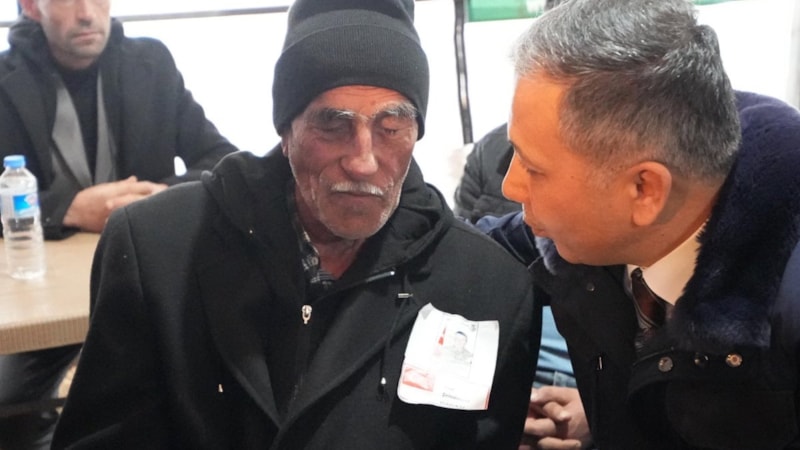 Ali Yerlikaya'dan şehit ocağında taziye paylaşımı: Tek tek hesap soracağız...