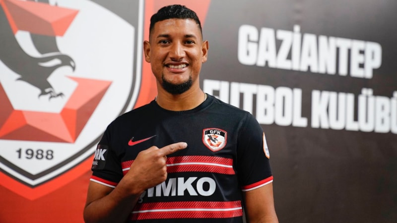 Gaziantep FK, Bryan Acaosta ile sözleşme imzaladı