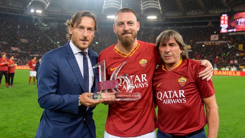 Roma, Mourinho'nun yerine efsane ismi açıkladı