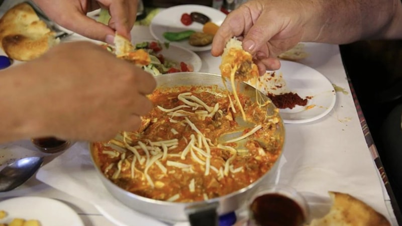 Uludağ menemeni Bodrum lahmacununu solladı: Fiyatları gören şoke oldu!