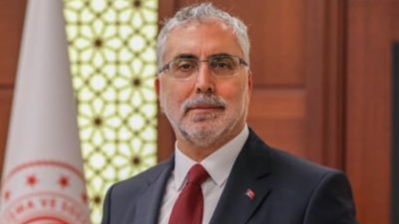 Bakan Işıkhan'dan emekliler yılı paylaşımı