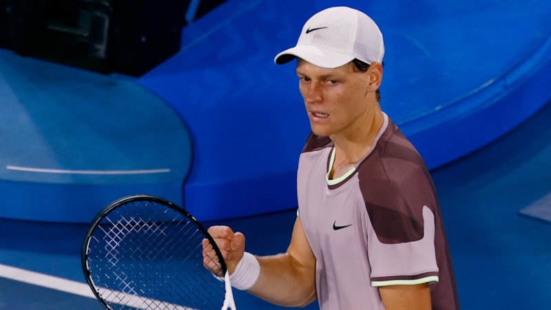 Avustralya Açık'ta Jannik Sinner tur atladı, Ons Jabeur elendi