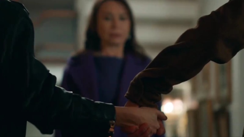 Sandık Kokusu'nda skandal! Filiz'in kızı Irmak'ın sırrı çözüldü: Meğer üvey babasıyla...