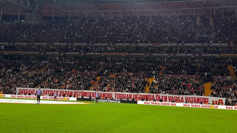 Trabzonspor - Galatasaray maçına deplasman seyircisi alınacak