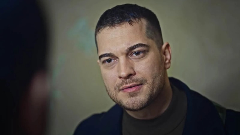 Asıl mesleğini bir duysanız! Çağatay Ulusoy bakın ne mezunuymuş...