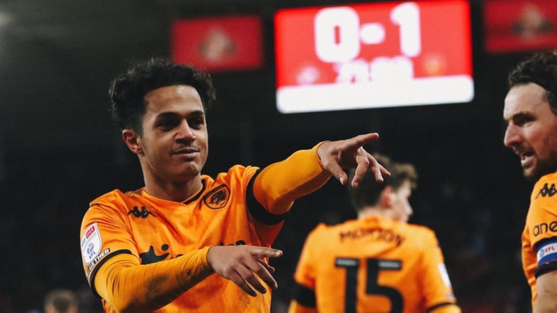 Hull City, Sunderland'i yeni transferiyle devirdi