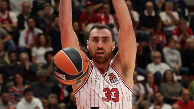 EuroLeague’de haftanın oyuncusu Nikola Milutinov seçildi