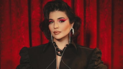 Bebek yolda... Gonca Vuslateri ilk tekmeyi yedi: Gözyaşlarına boğuldu