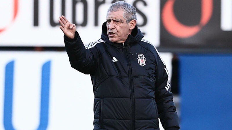 Fernando Santos futbolcularını motive etti: Başınızı kaldırın