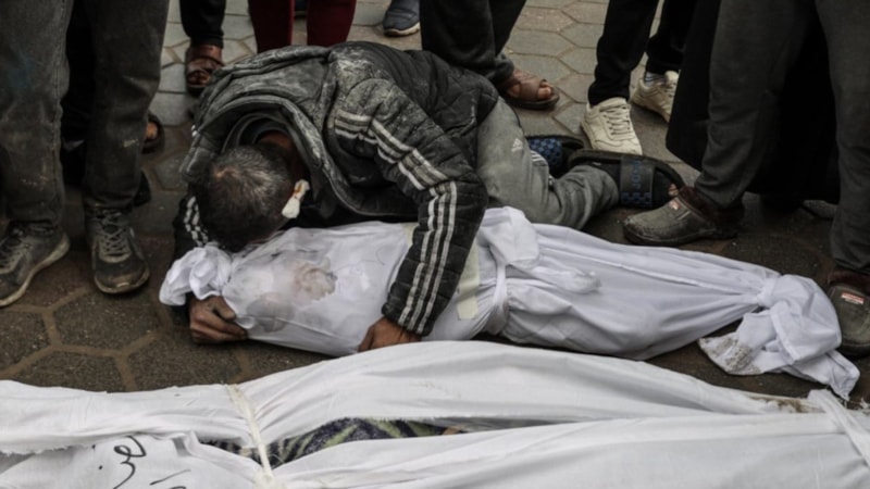 İsrail, Gazze'de 108 günde 11 bin çocuk öldürdü