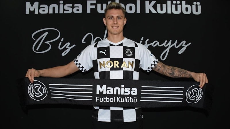 Manisa FK, Kazımcan Karataş'ın ağabeyi Eren Karataş'ı renklerine bağladı