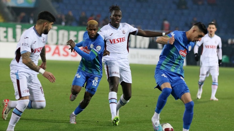 Karadeniz derbisinde Rizespor, Trabzonspor'u yendi