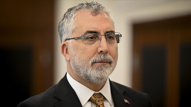 Çalışma ve Sosyal Bakanlığı açıkladı: Kamu işçilerine yapılacak ek ödeme hesaplara yatırılmaya başlandı