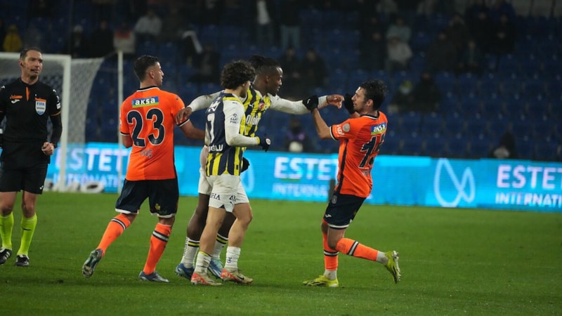 Leo Dubois, Galatasaray'a dönebilir! İşte Başakşehir'in talebi