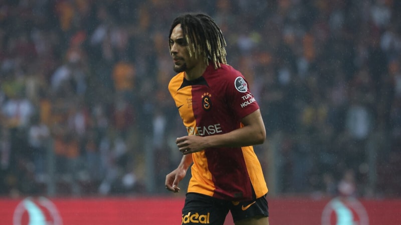 Thomas Tuchel'den Sacha Boey sözleri: Transfer bitti sayılır