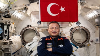 Ankara Üniversitesi'nde bir yerleşkeye Alper Gezeravcı'nın adı verildi