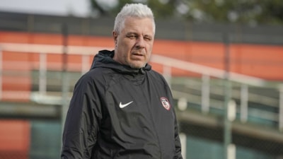 Batuhan Karadeniz'den Sumudica'ya ağır eleştiri: Karakter yoksunu...