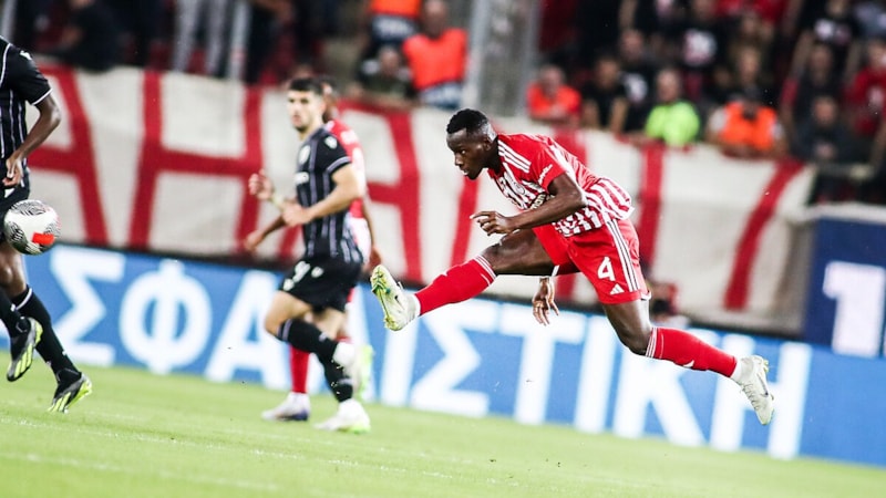 Trabzonspor yeni ortasını Yunanistan'da buldu