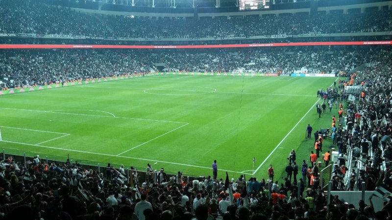 Futbolseverlere kötü haber! Beşiktaş-Trabzonspor maçına konuk takım taraftarı alınmayacak