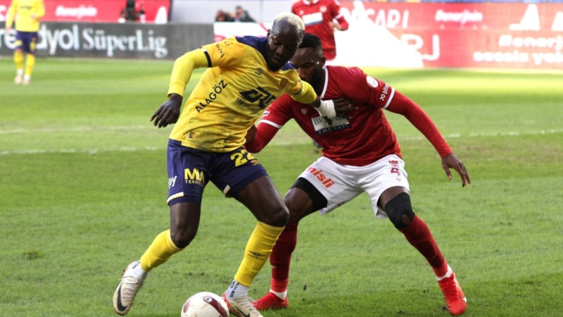 Ankaragücü - Sivasspor maçında gol sesi çıkmadı