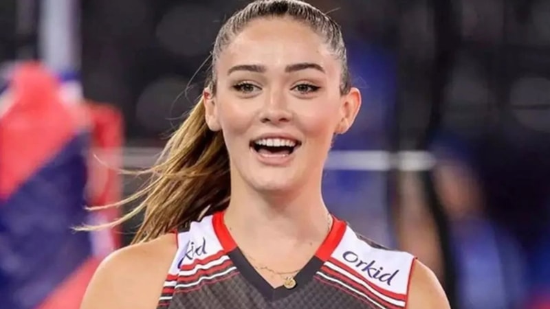 Zehra Güneş’in kız kardeşini gören hayran kaldı! “Ablasını sollar”