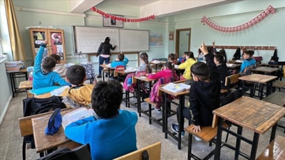 6 Şubat depremlerinin yaşandığı bazı illerde okullar tatil edildi