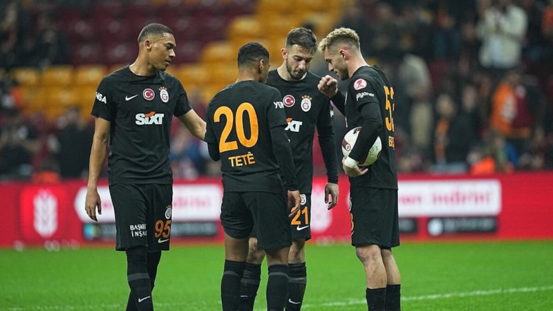 İlginç anlar! Galatasaray'ın penaltısını taş-kağıt makas belirledi