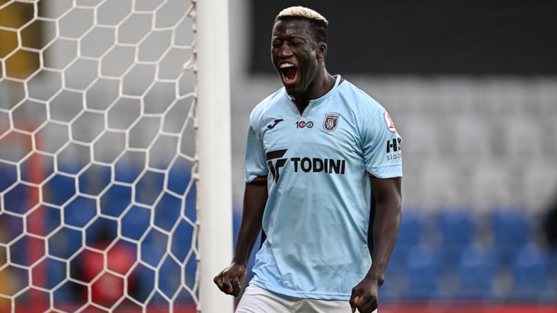 Başakşehir, Hatayspor'u penaltılarla saf dışı bıraktı