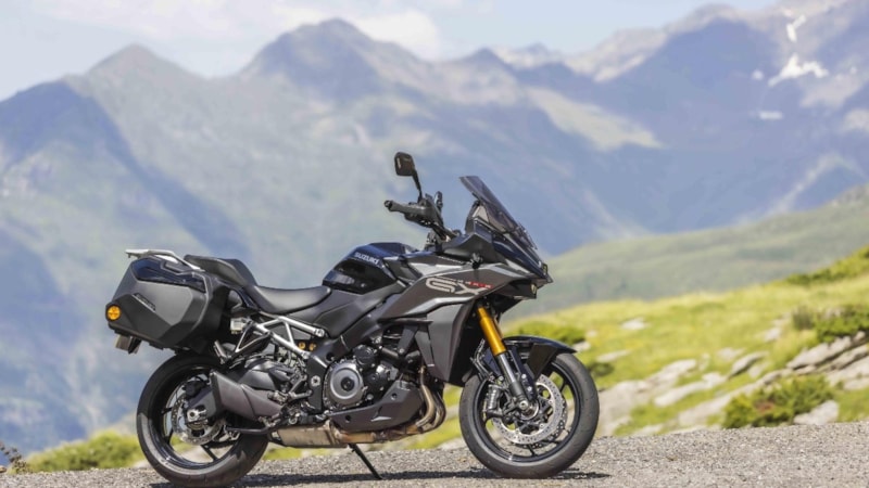 Yeni Suzuki GSX-S1000GX Türkiye'de ön satışa çıktı: İşte fiyatı