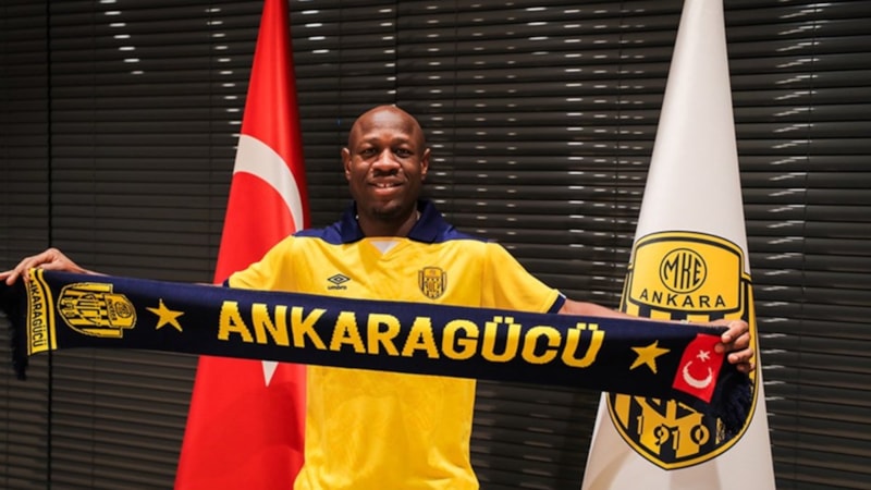 Ankaragücü, Christian Bassogog'la sözleşme imzaladı