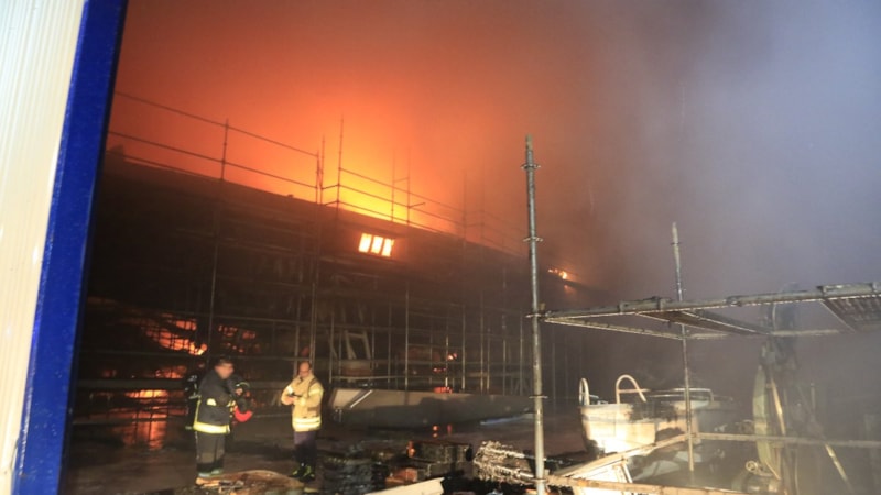 Antalya'da tersane yangını: 3,5 saat sonra kontrol altında