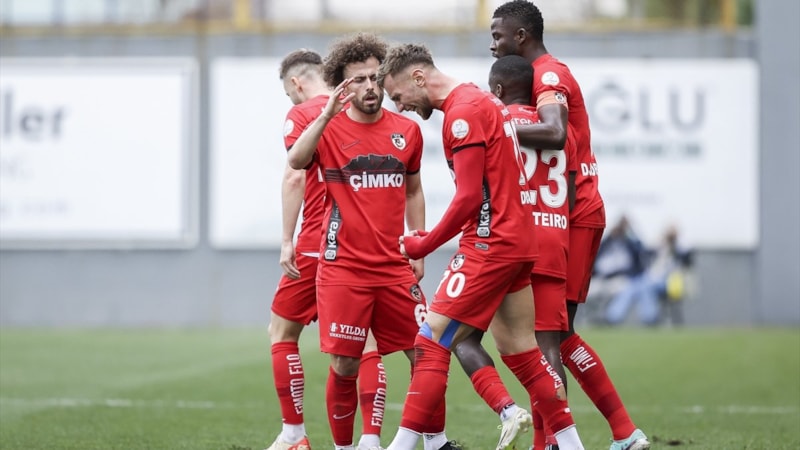 Gaziantep FK, İstanbulspor'u deplasmanda devirdi