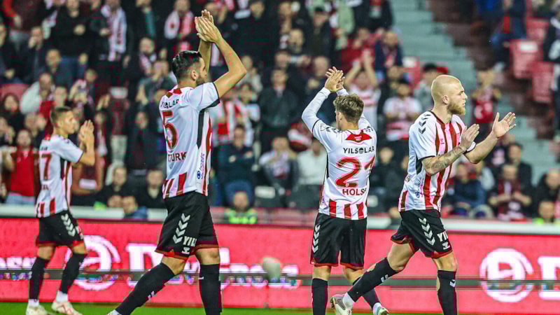 Samsunspor, evinde Antalyaspor'u yendi