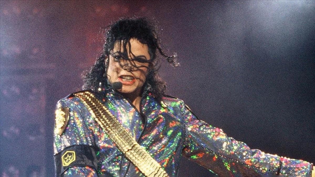 Michael Jackson'ın müzik kataloğunun yarısı 600 milyon dolara