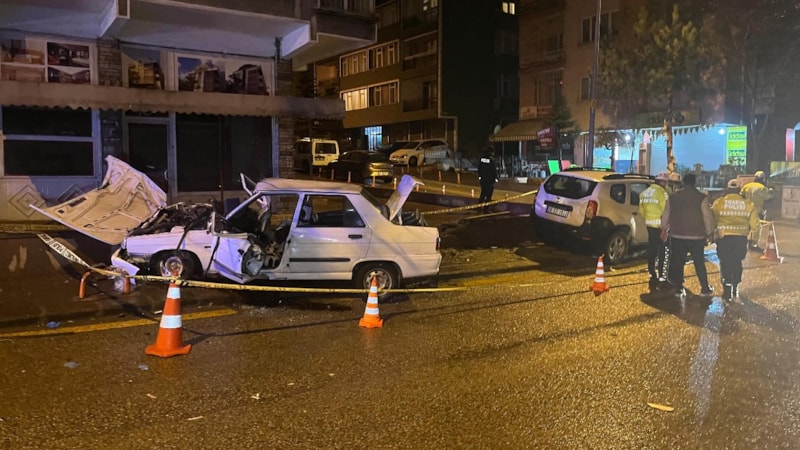 Ankara’da iki otomobil çarpıştı: 1 ölü, 2 yaralı