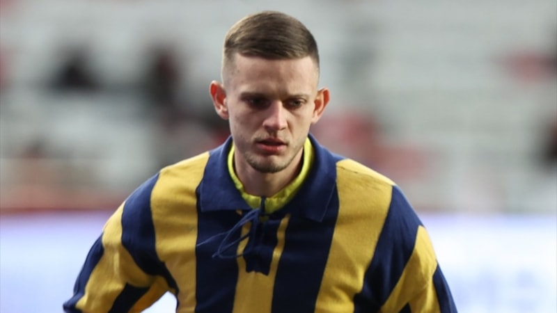 Bayer Leverkusen açıkladı! Sebastian Szymanski ile temas halindeyiz