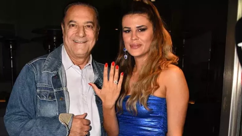 Aralarında 40 yaş vardı! Mehmet Ali Erbil'in sevgilisinden şaşırtan hediye...