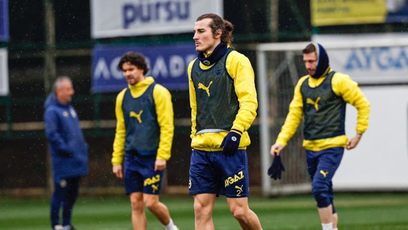 Fenerbahçe'de Rizespor maçının hazırlıkları sürüyor