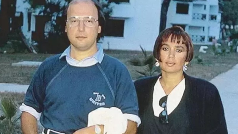 Sezen Aksu, Onno Tunç'u andı! 