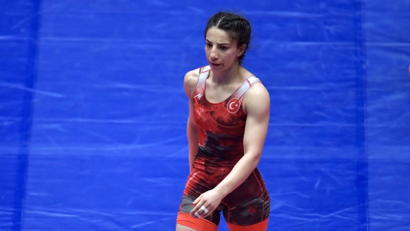 Milli güreşçi Evin Demirhan Yavuz, Avrupa ikincisi oldu