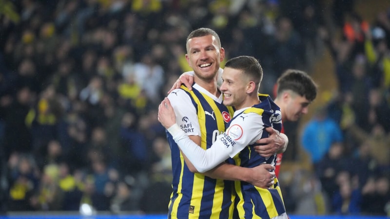 Edin Dzeko'dan İstanbul dışında kötü istatistik