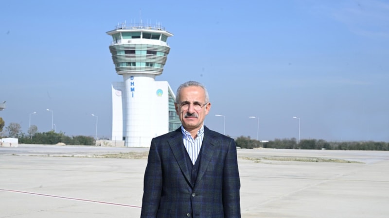 Bakan Uraloğlu duyurdu: Türkiye'nin ilk yerli ve milli gözetim radarı hizmete hazır