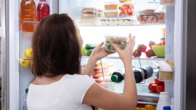 Bu gıdaları sakın buzdolabında saklamayın! Resmen zehir saçıyorlar...