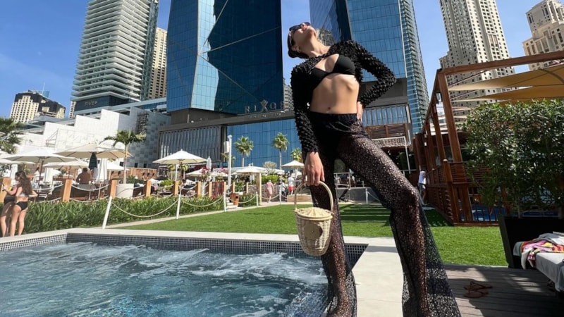Oyuncu Aybüke Pusat Dubai'de! Tatil karelerini paylaştı