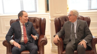 Fatih Erbakan, muhalif gazetecilerin gözdesi oldu